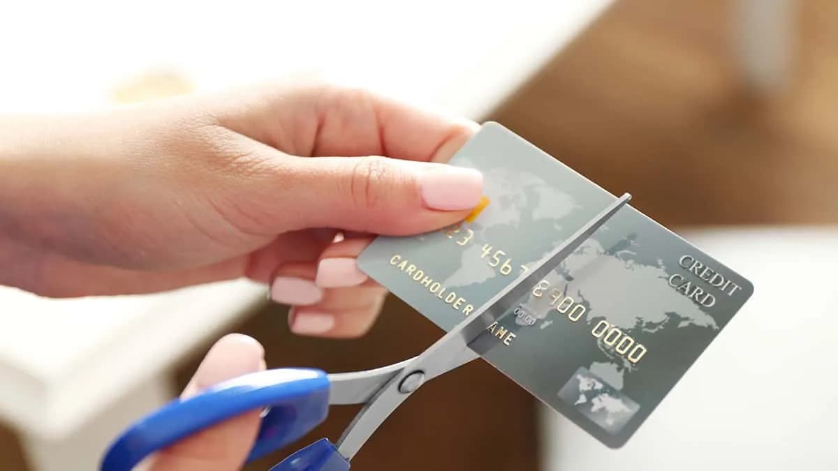 2025-yilda O‘zbekistonda 438 ming fuqaro o‘z nomiga kredit rasmiylashtirishni taqiqladi